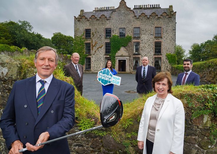 Group of individuals celebrating return of the Irish Open 